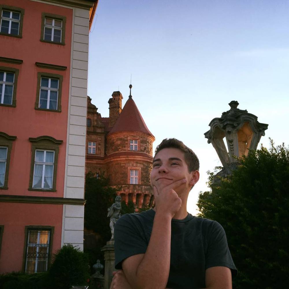 Meet your Posher, Kris